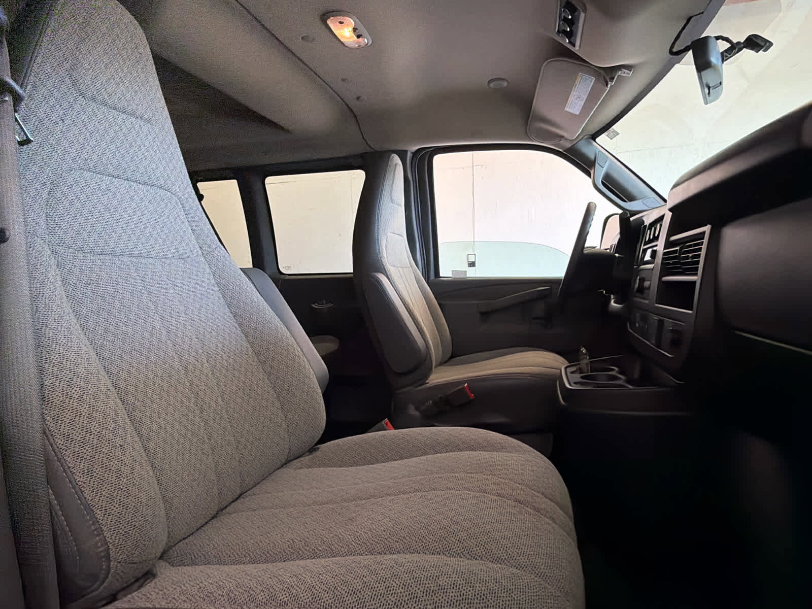 Used 2023 Chevrolet Express 3500 LS image 25