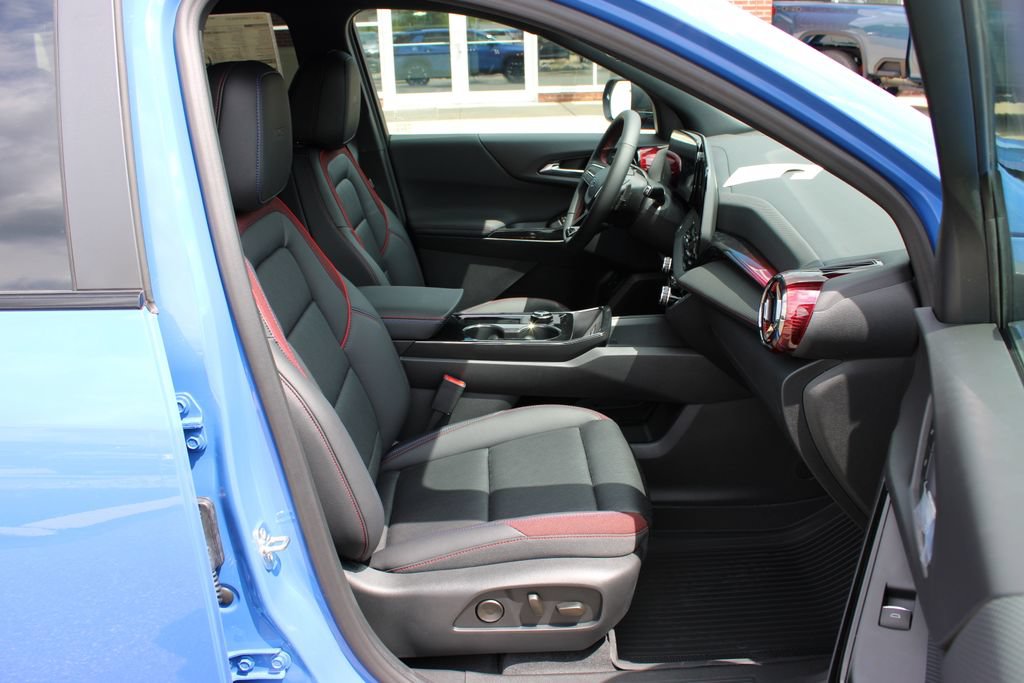 New 2026 Chevrolet Equinox RS w/ Convenience Package III FWD image 48