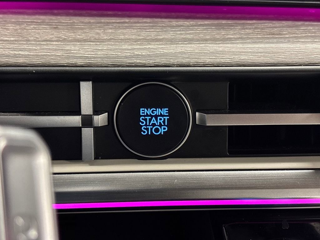 Used 2025 Hyundai Santa Fe Calligraphy image 45