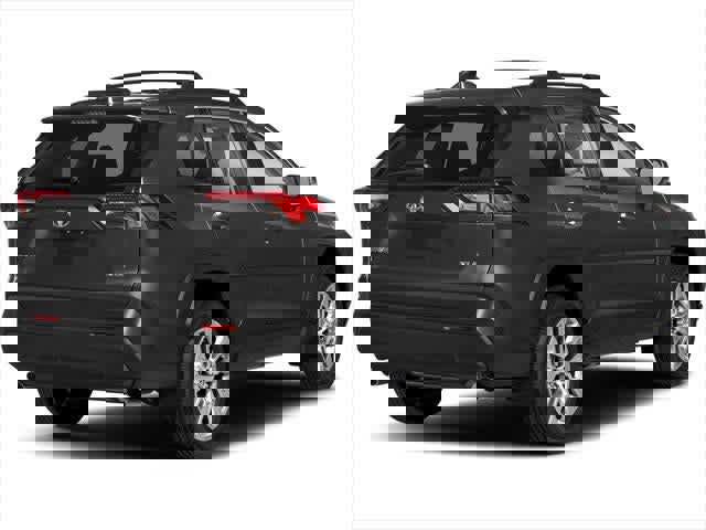 Used 2023 Toyota RAV4 XLE image 2