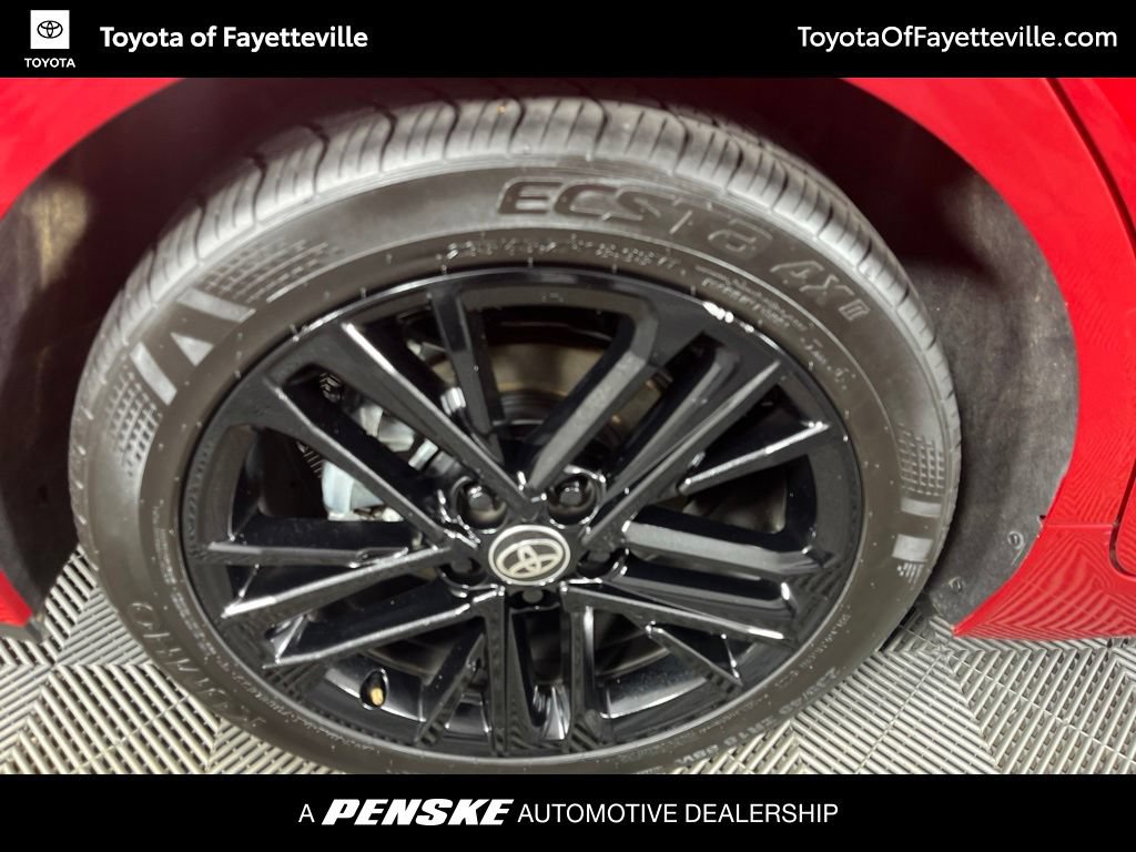 Certified 2025 Toyota Camry SE FWD image 17
