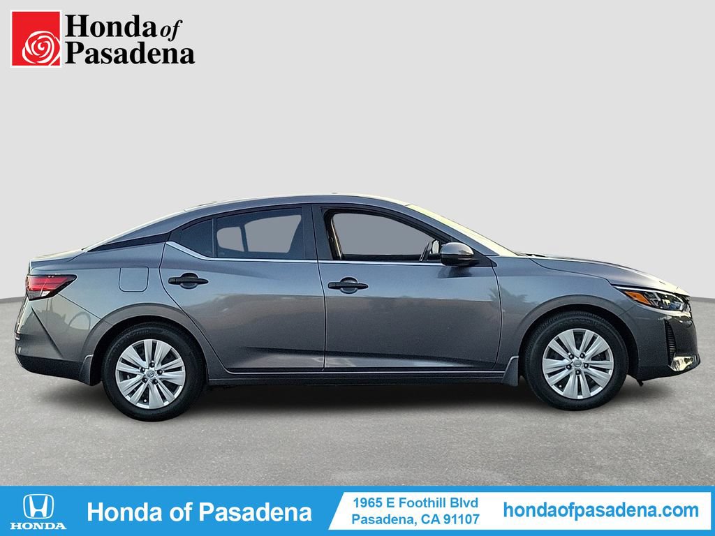 Used 2025 Nissan Sentra S w/ Trunk Package FWD image 4