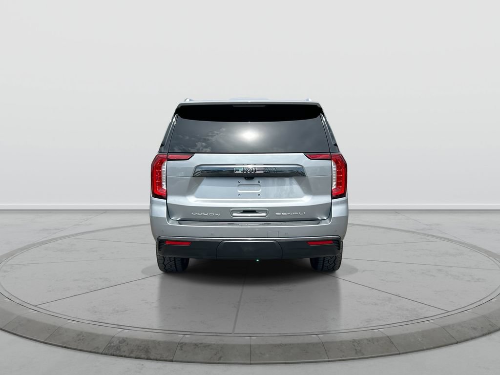 Used 2024 GMC Yukon XL Denali Ultimate AWD/4WD image 7