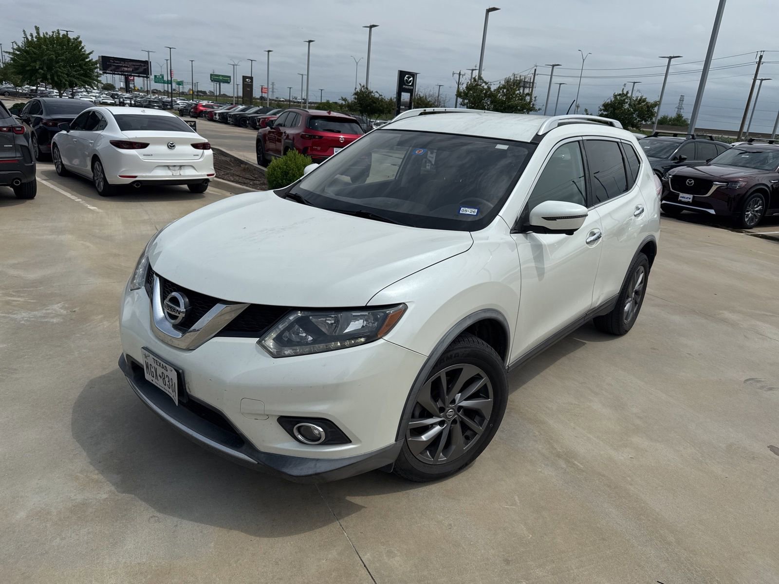 Used 2016 Nissan Rogue SL FWD image 1