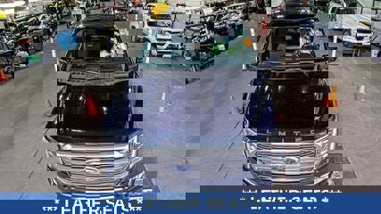 Used 2022 Ford F150 Limited image 3