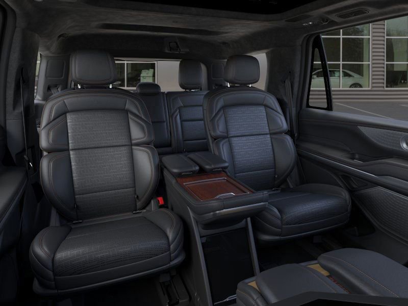 New 2025 Lincoln Navigator Black Label image 11