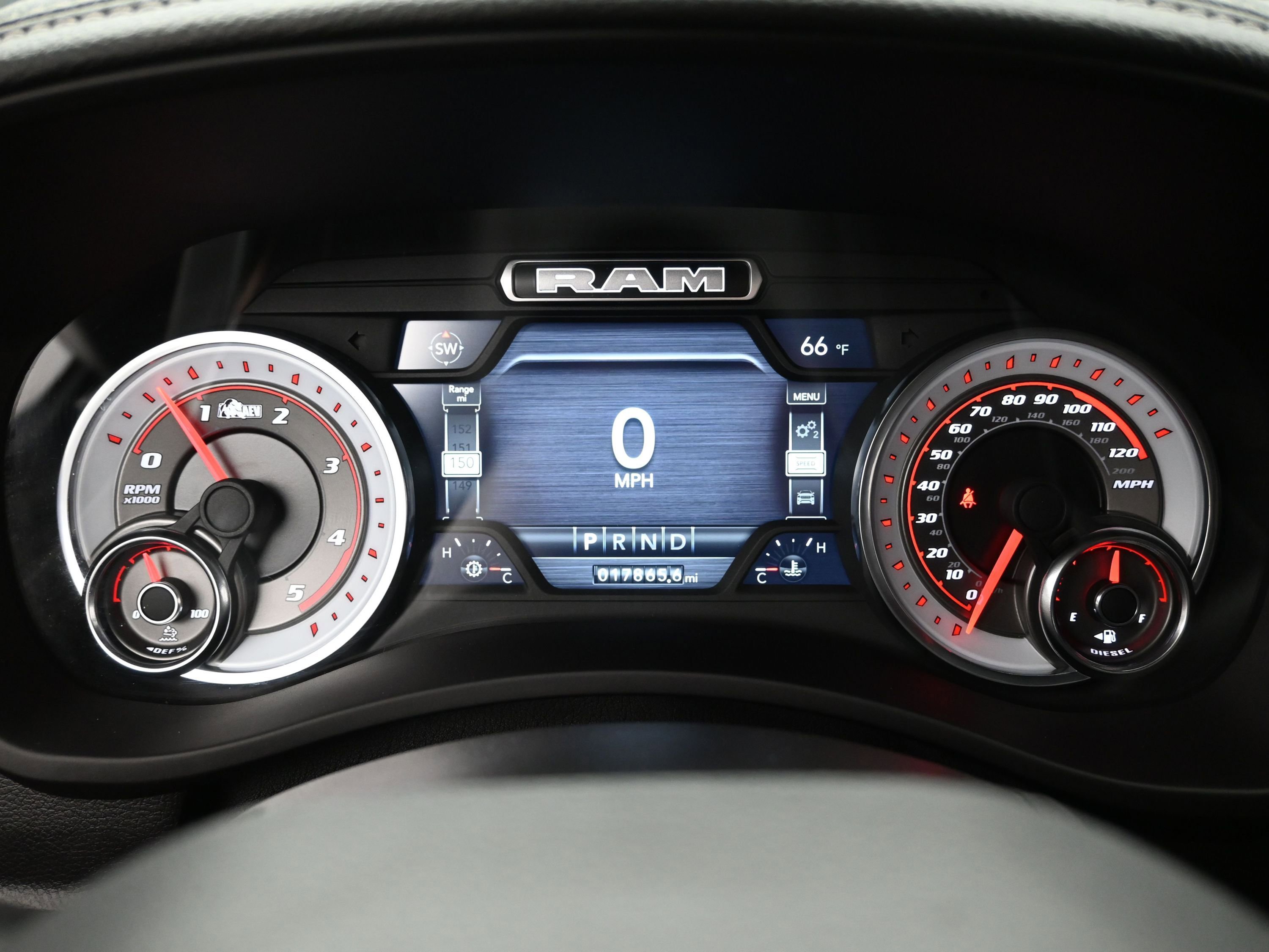 Used 2023 RAM 2500 Laramie w/ Night Edition image 27