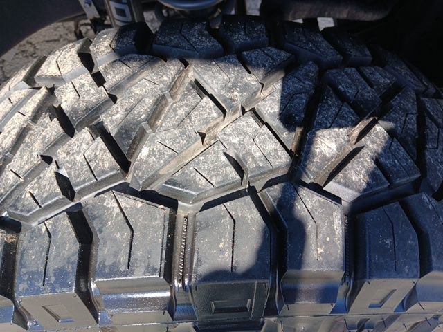 Used 2024 Jeep Wrangler Sport S image 59