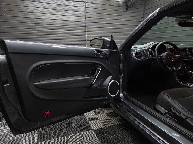 Used 2017 Volkswagen Beetle 1.8T S FWD image 15