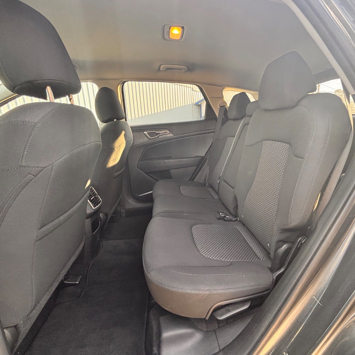 Used 2023 Kia Sportage LX image 20