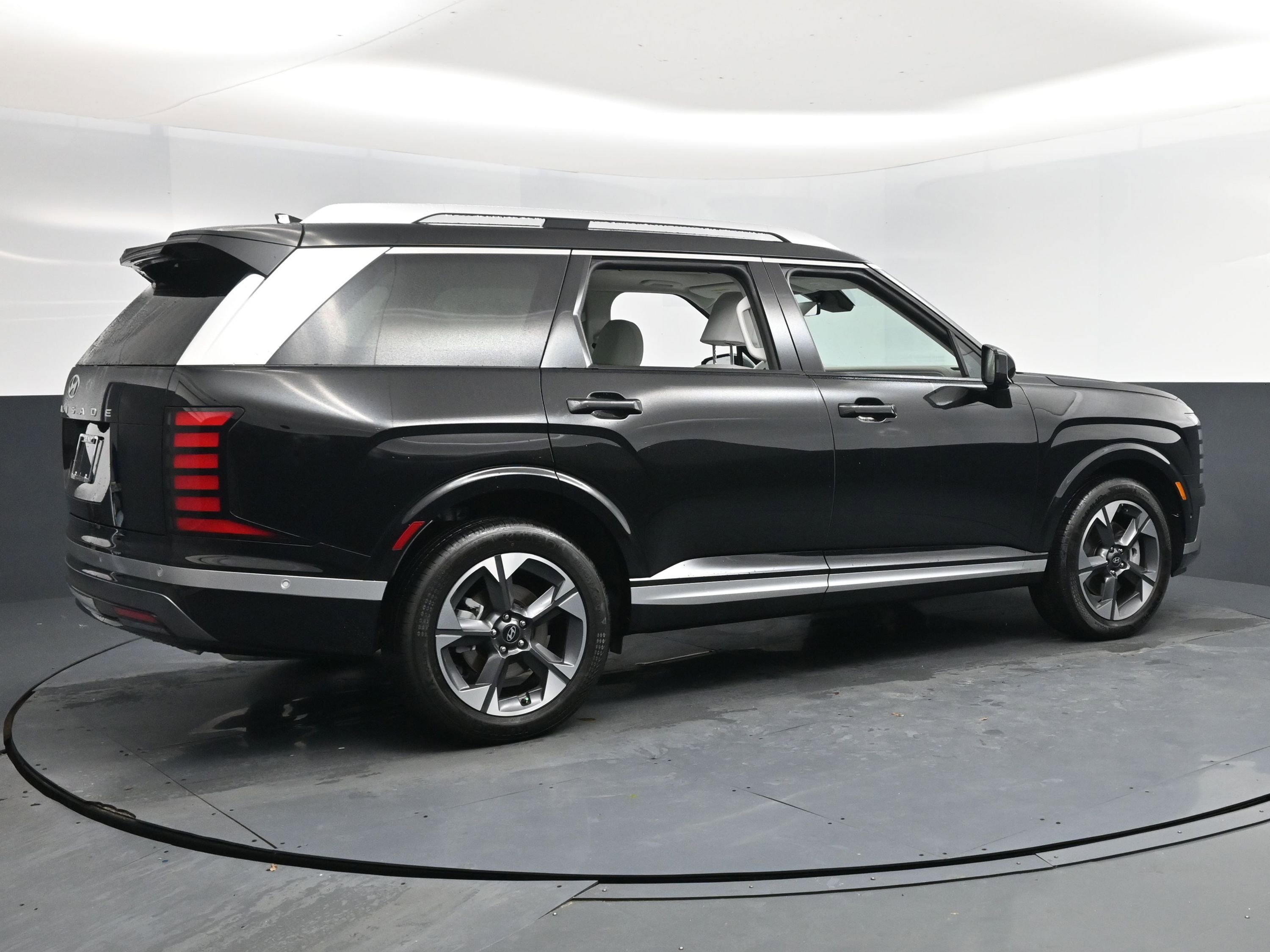 New 2026 Hyundai Palisade Limited image 4