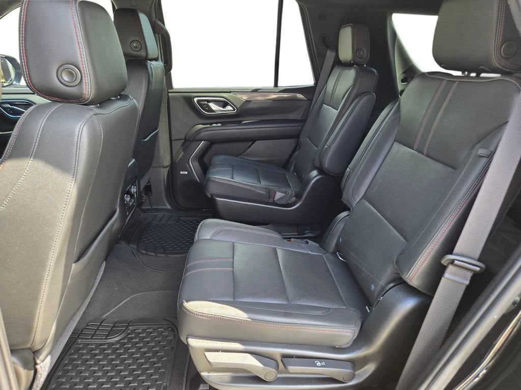 Used 2021 Chevrolet Tahoe RST w/ Luxury Package RWD image 19