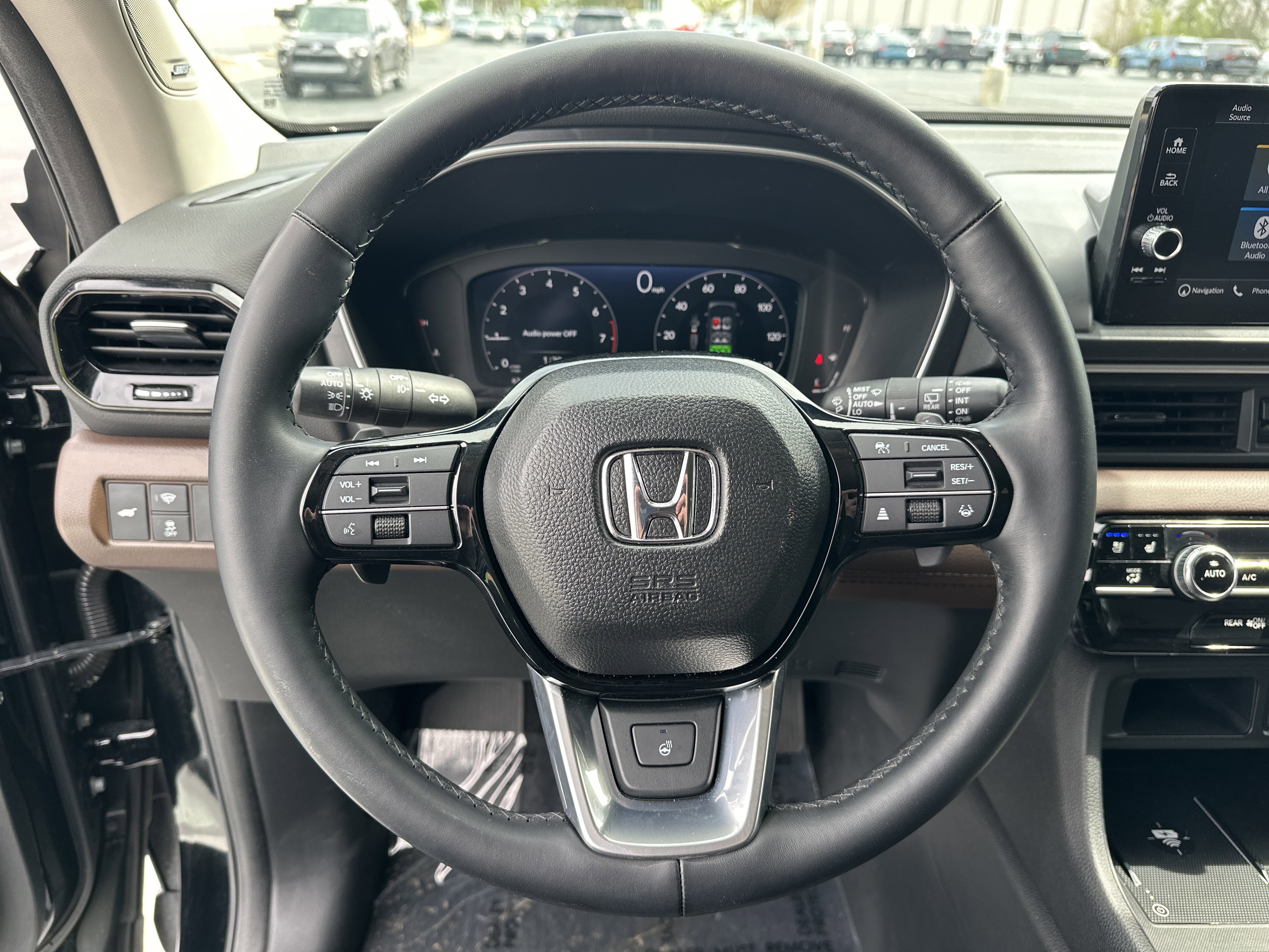 Used 2025 Honda Pilot Elite image 18