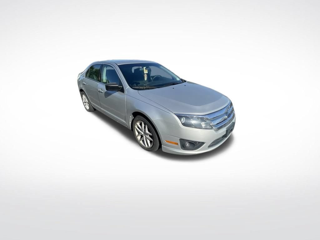 Used 2010 Ford Fusion SE FWD image 2