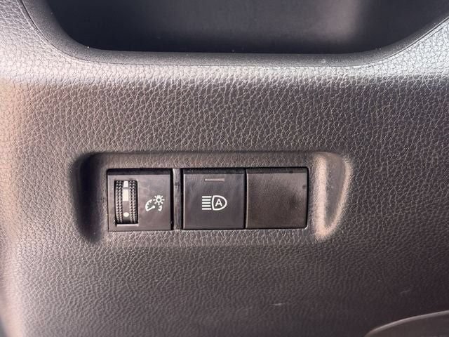 Used 2023 Toyota RAV4 SE AWD/4WD image 18