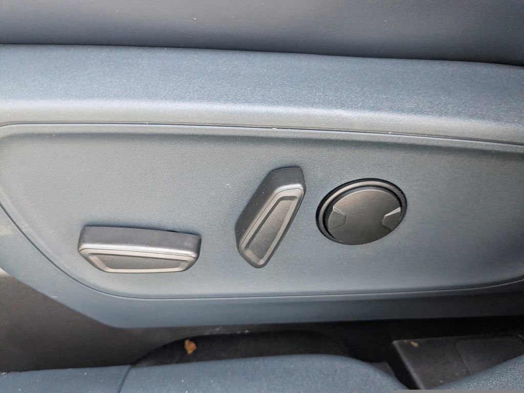 New 2026 Ford Maverick Lariat AWD/4WD image 15