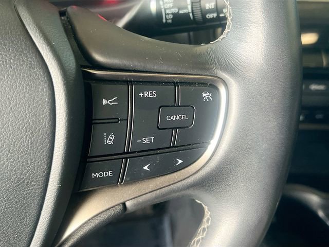 Used 2019 Lexus UX 250h image 18