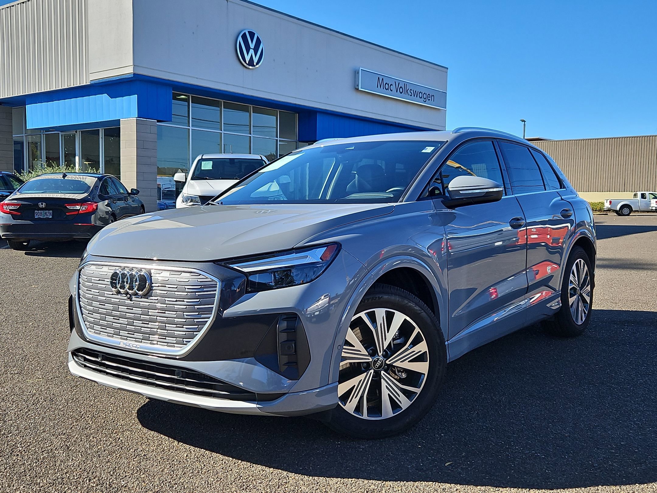Used 2023 Audi Q4 e-tron Premium Plus w/ Premium Plus