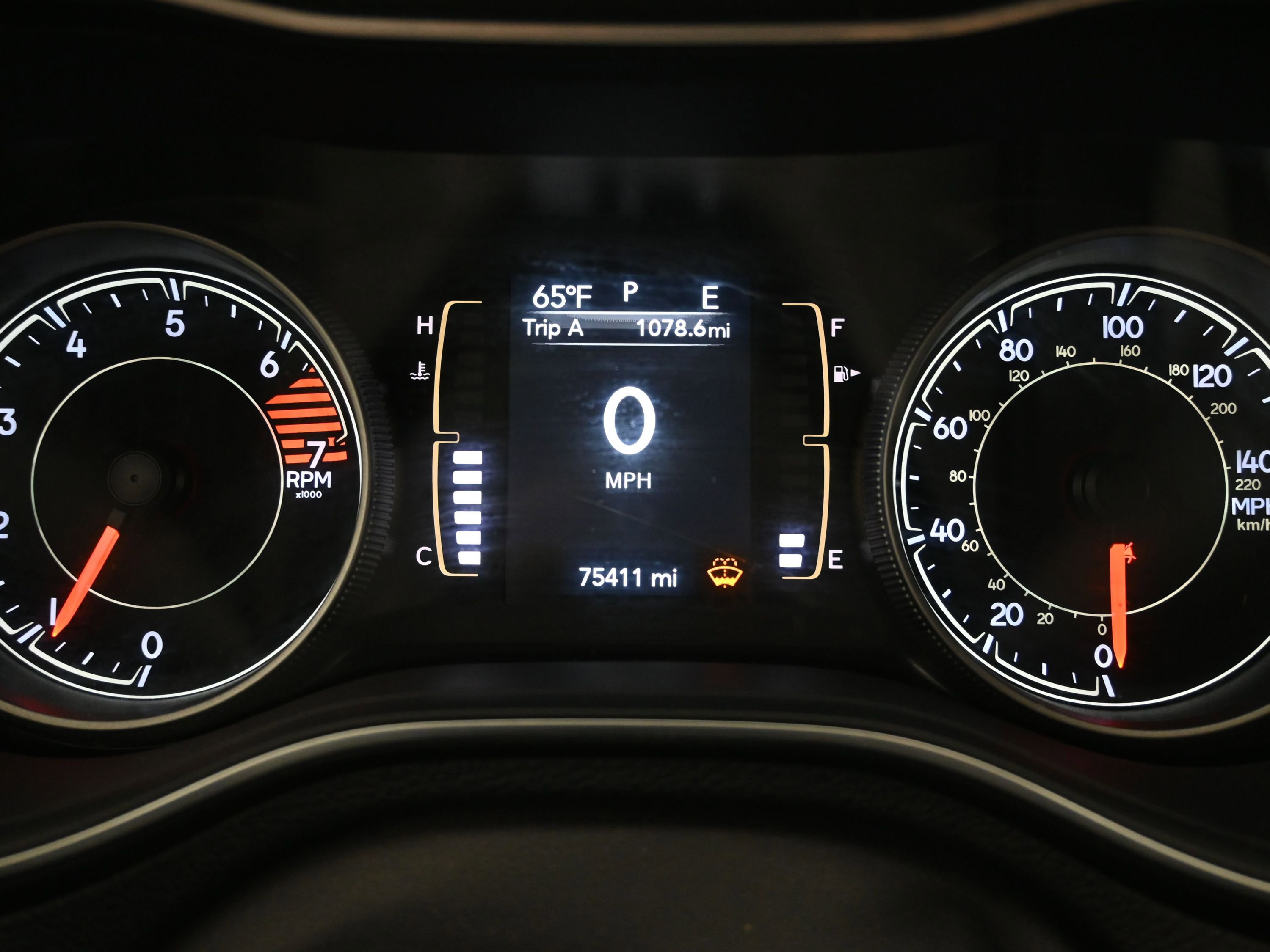 Used 2020 Jeep Cherokee Latitude Plus image 14