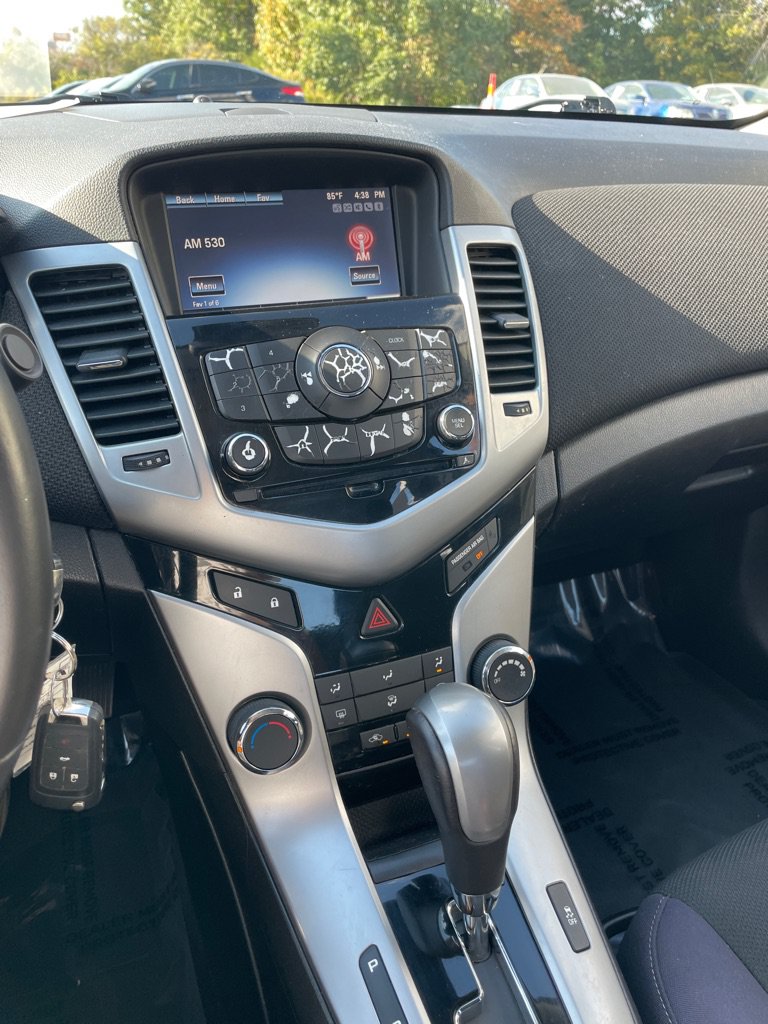 Used 2013 Chevrolet Cruze LT w/ RS Package FWD image 13