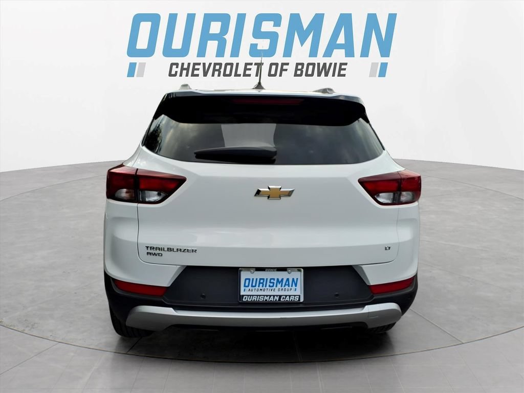 Certified 2021 Chevrolet TrailBlazer LT w/ Convenience Package AWD/4WD image 4