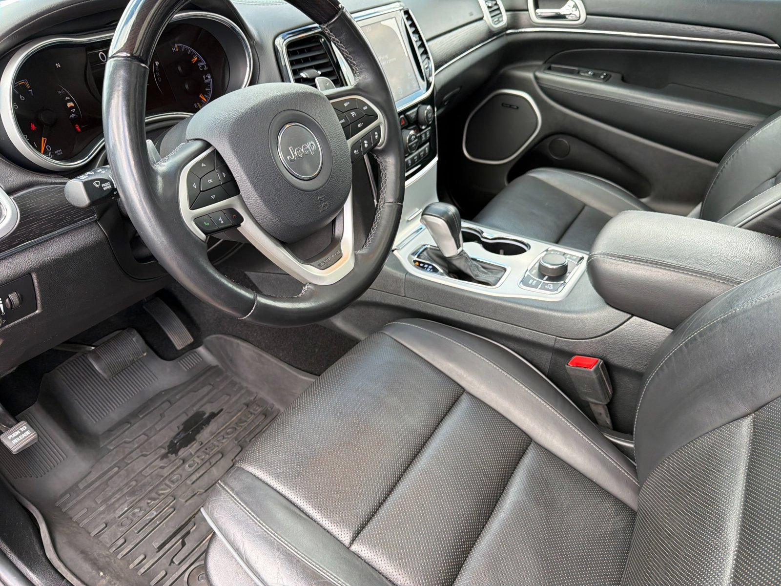 Used 2020 Jeep Grand Cherokee Summit AWD/4WD image 9