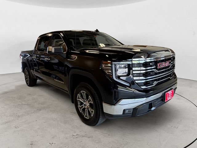 Used 2025 GMC Sierra 1500 SLT AWD/4WD image 8