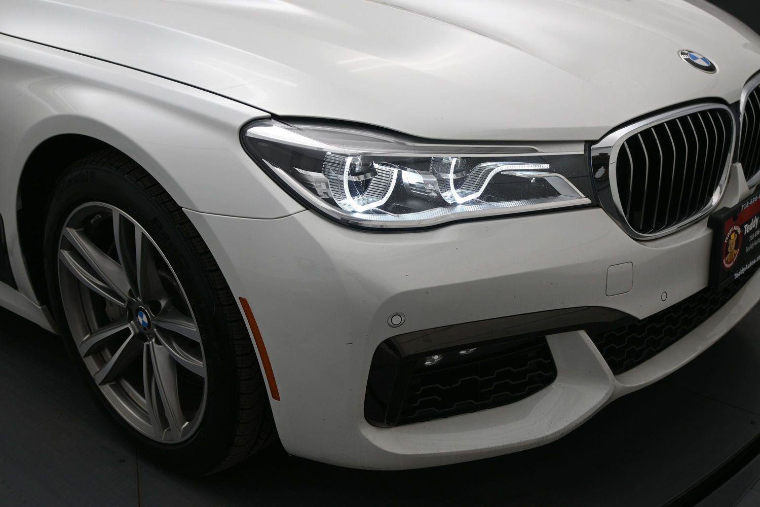 Used 2019 BMW 750i xDrive w/ M Sport Package AWD/4WD image 16