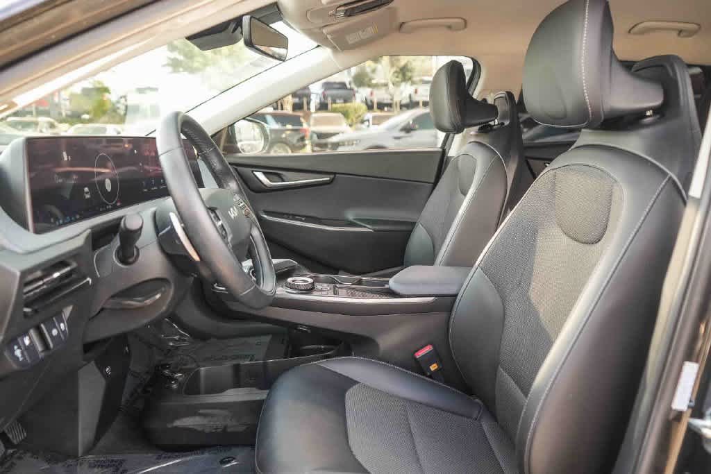 Certified 2024 Kia EV6 Light RWD image 17