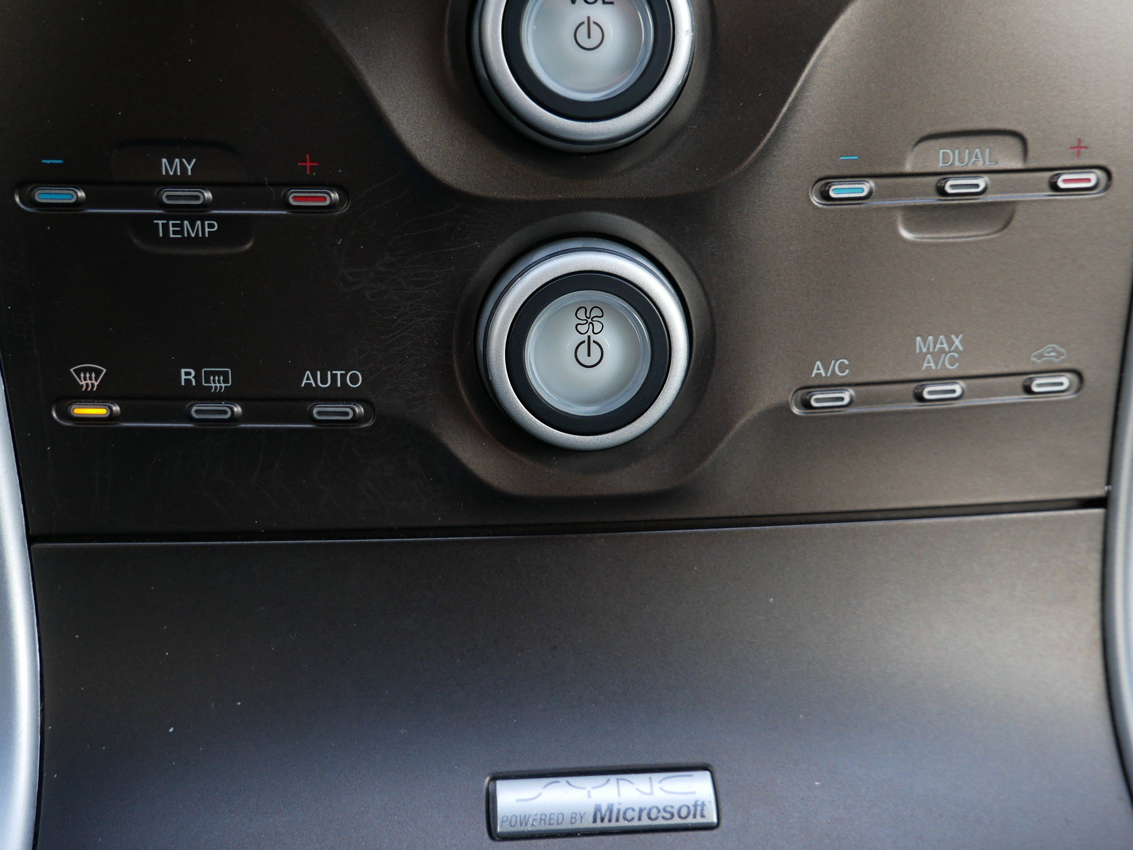 Used 2013 Ford Edge SEL image 15