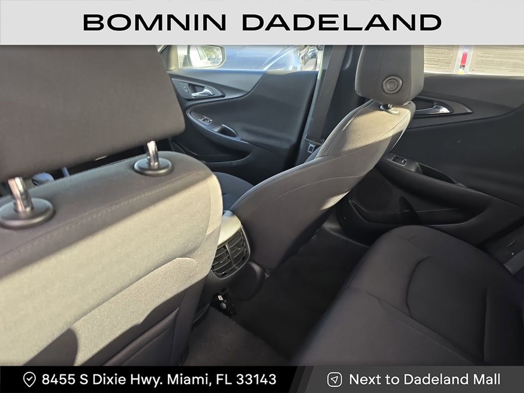 Used 2021 Chevrolet Malibu LT image 13