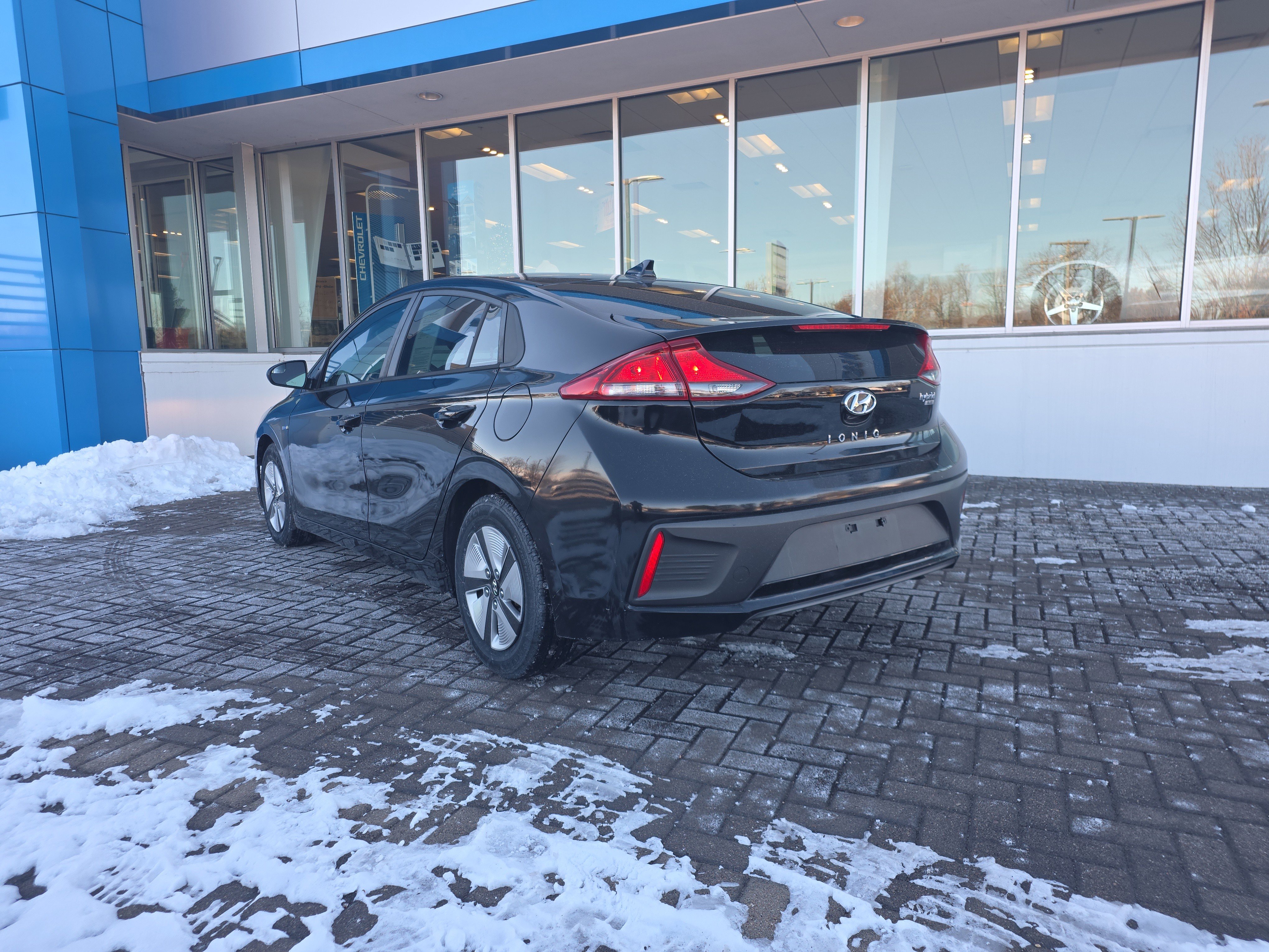 Used 2019 Hyundai Ioniq Blue image 3