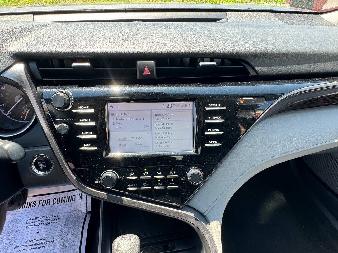 Used 2019 Toyota Camry LE w/ Convenience Package FWD image 12