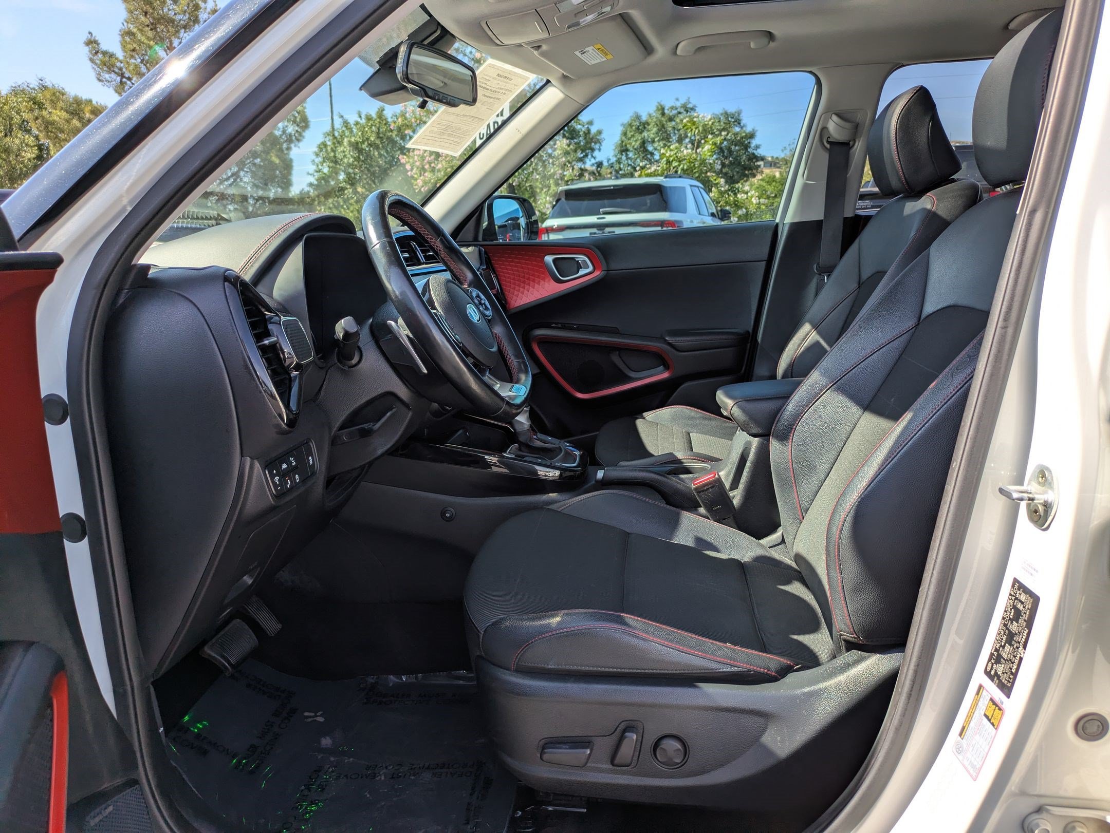 Used 2021 Kia Soul Turbo FWD image 15