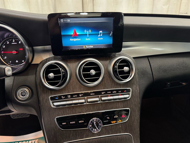 Used 2019 Mercedes-Benz C 300 4MATIC Sedan image 14