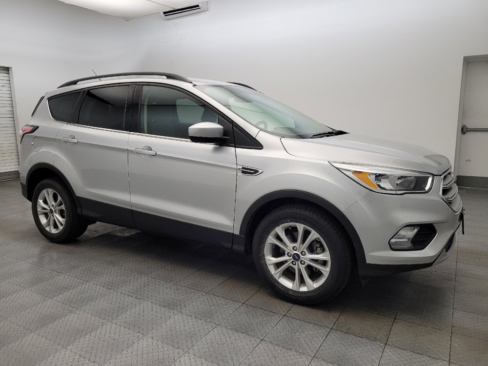 Used 2018 Ford Escape SE image 11