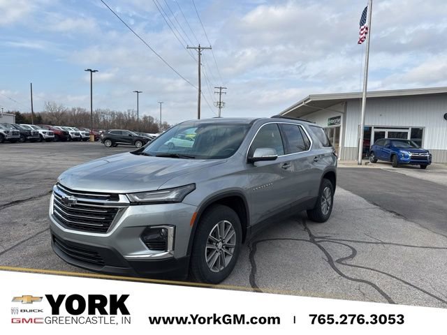 Used 2023 Chevrolet Traverse LT image 1