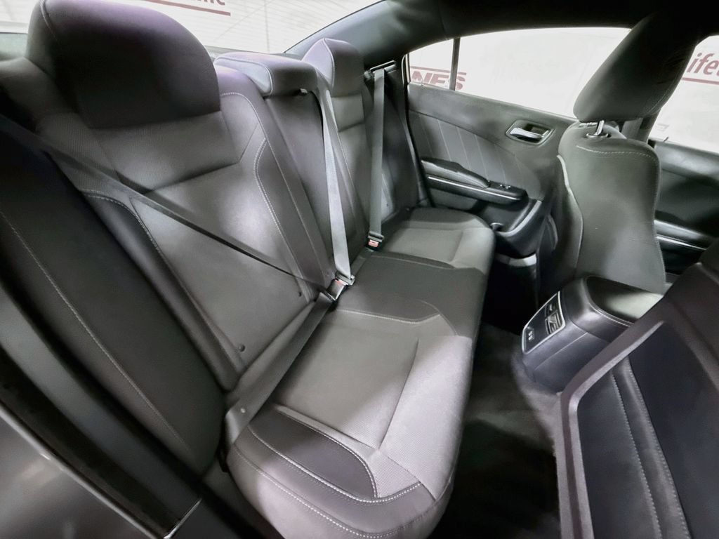 Used 2015 Dodge Charger SXT RWD image 24