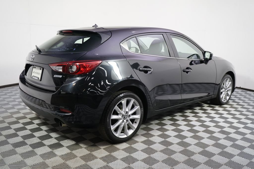 Used 2017 MAZDA MAZDA3 Touring FWD image 7