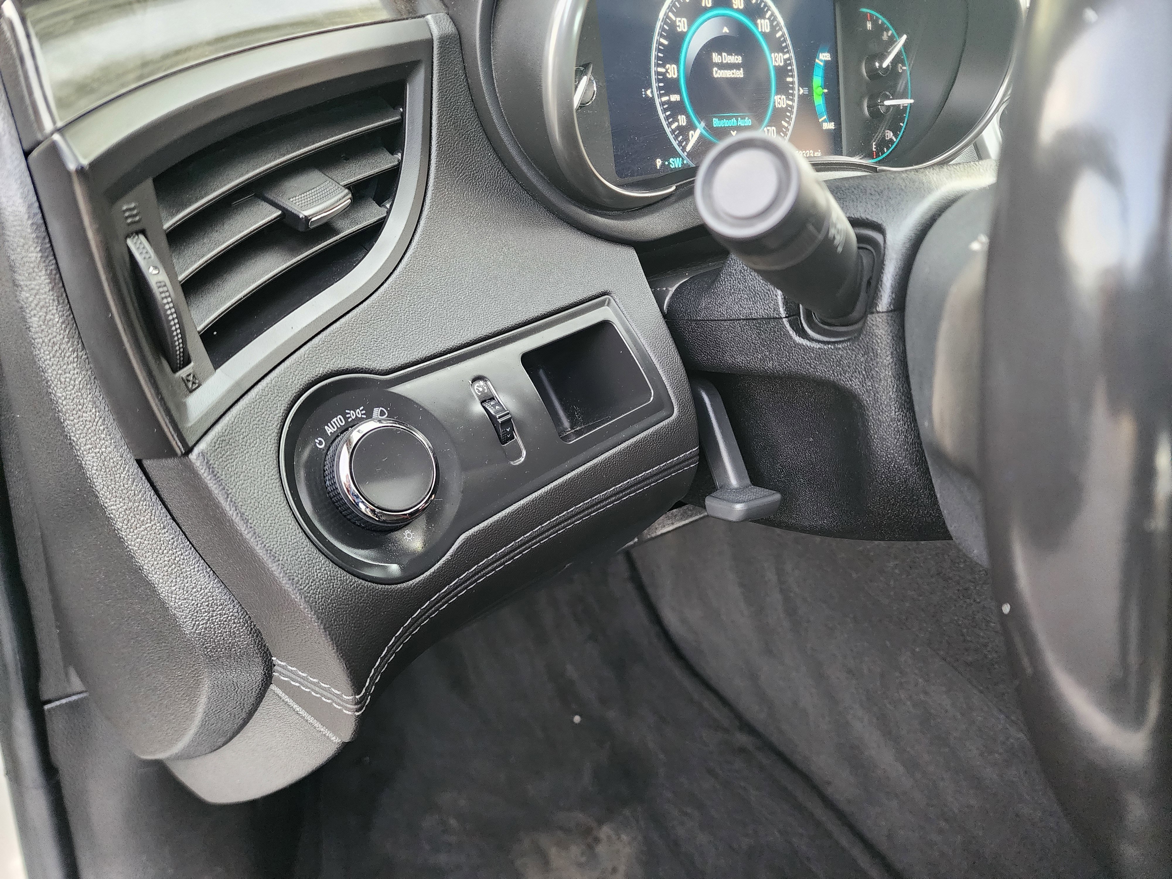 Used 2015 Buick LaCrosse Leather image 37