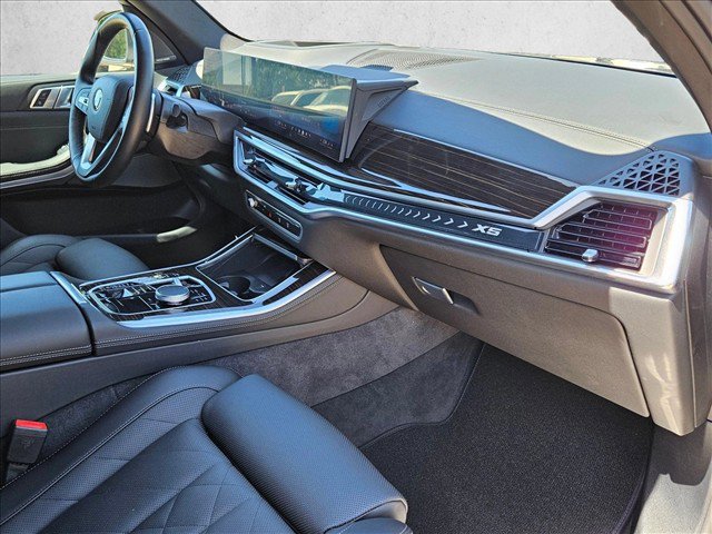 Used 2026 BMW X5 xDrive40i AWD/4WD image 23
