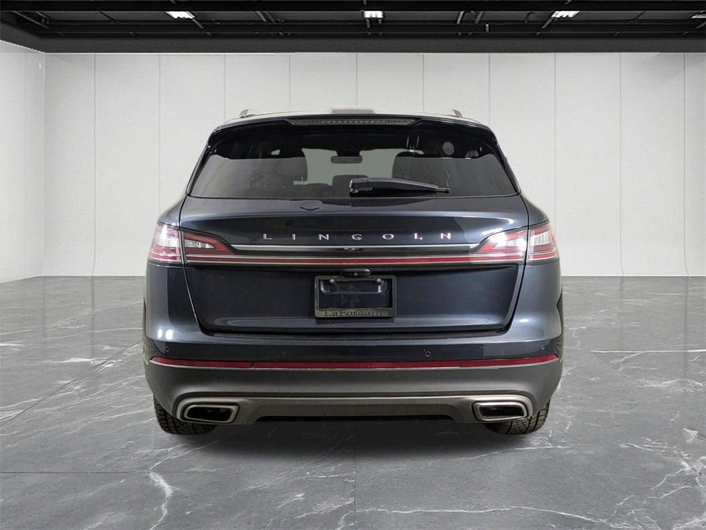 Used 2022 Lincoln Nautilus Reserve image 4