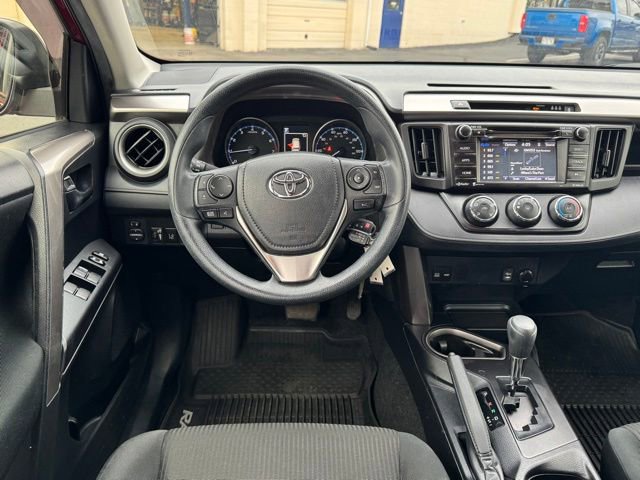 Used 2018 Toyota RAV4 LE w/ All Weather Liner Package image 21