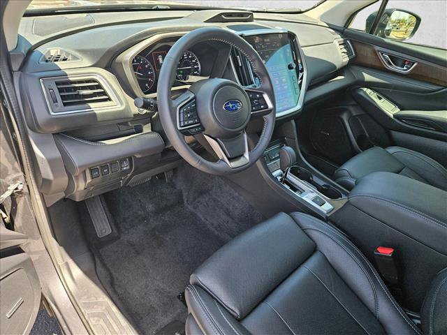 Used 2025 Subaru Ascent Touring w/ Popular Package #1 AWD/4WD image 11