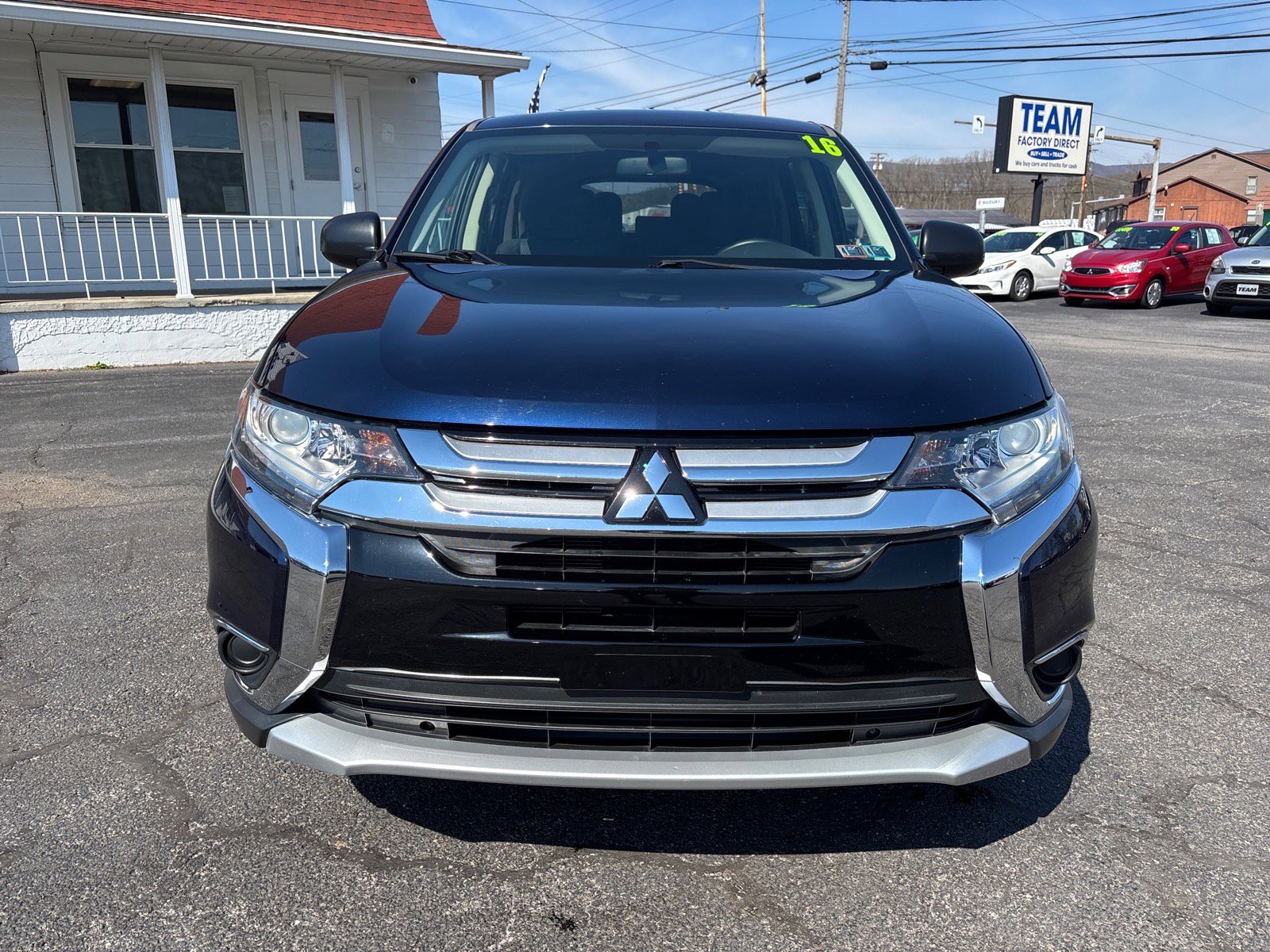 Used 2016 Mitsubishi Outlander ES AWD/4WD image 2