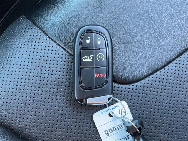 Used 2023 Jeep Cherokee Altitude Lux image 30