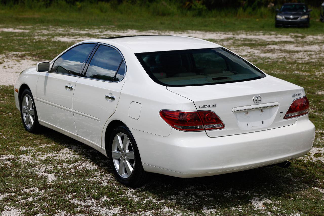 Used 2005 Lexus ES 330 FWD image 5