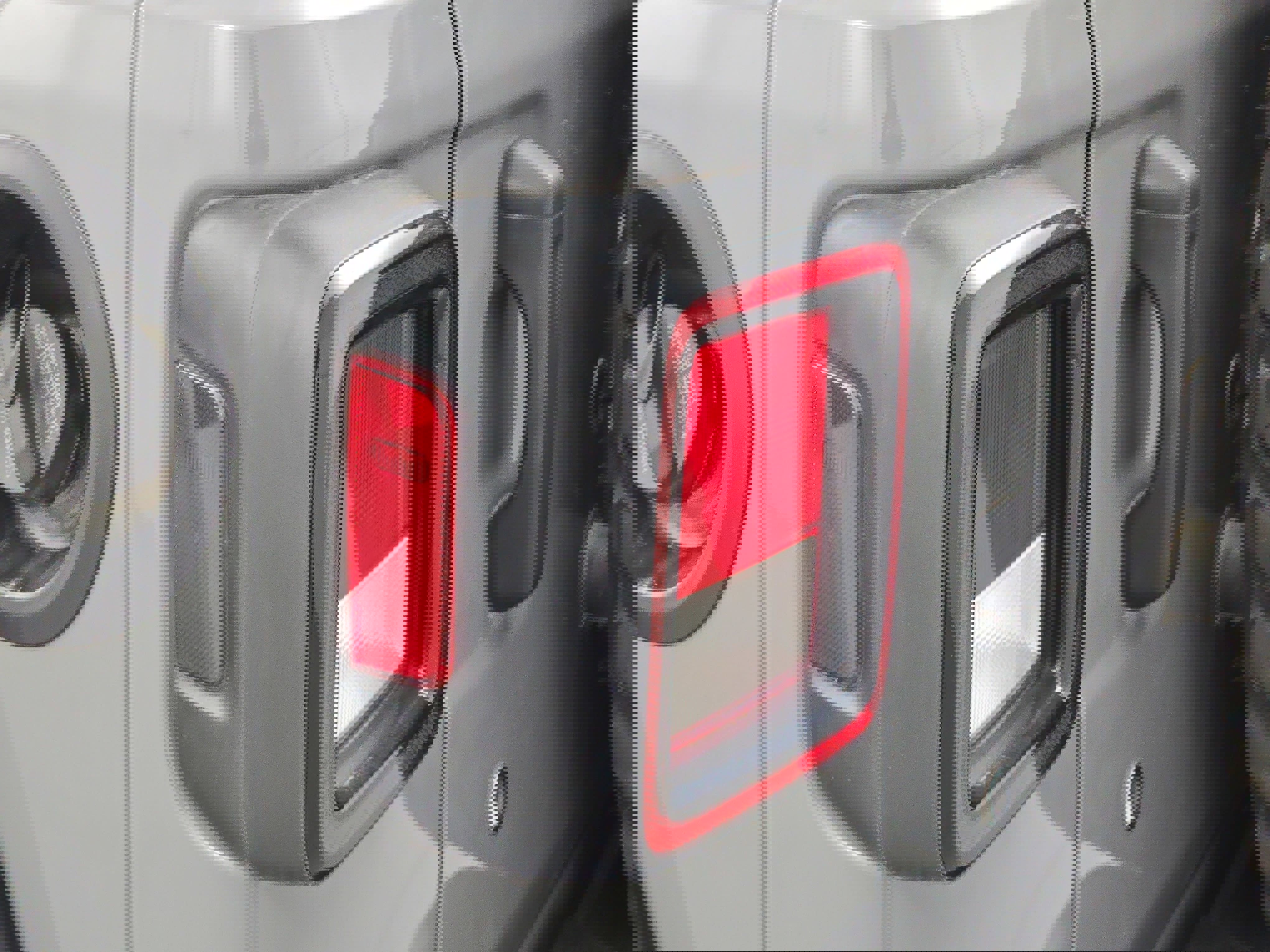 Used 2021 Jeep Wrangler Sport image 31