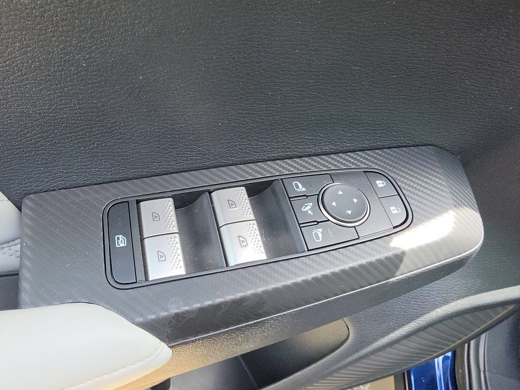 Used 2024 Mitsubishi Outlander SEL Black Edition FWD image 19