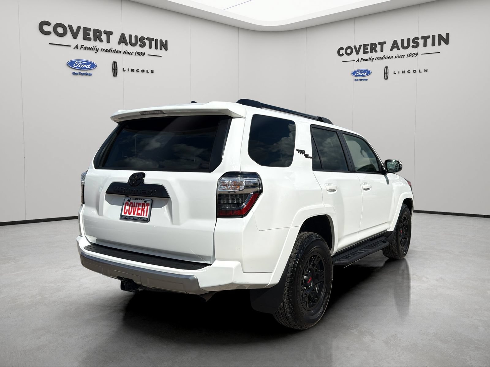 Used 2023 Toyota 4Runner TRD Off-Road Premium w/ Off Road Premium Plus Package AWD/4WD image 5